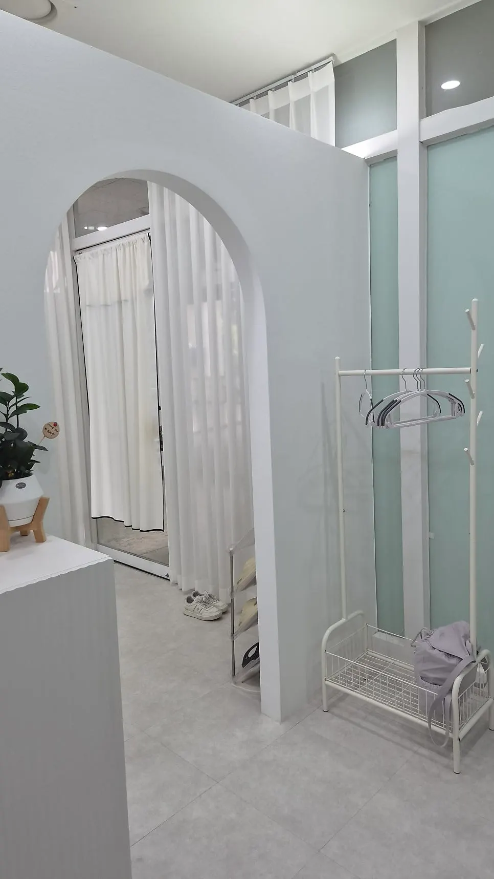 Photo of Iyo Shop's comfortable interior