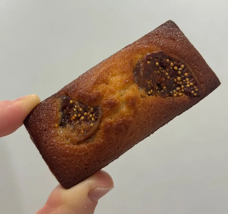 Chocolate financier topped with rich chocolate