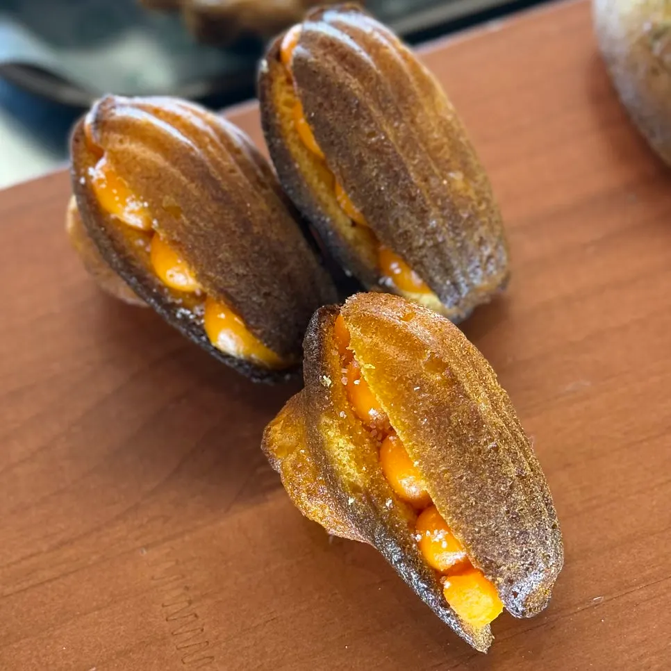 Display of madeleines in various flavors