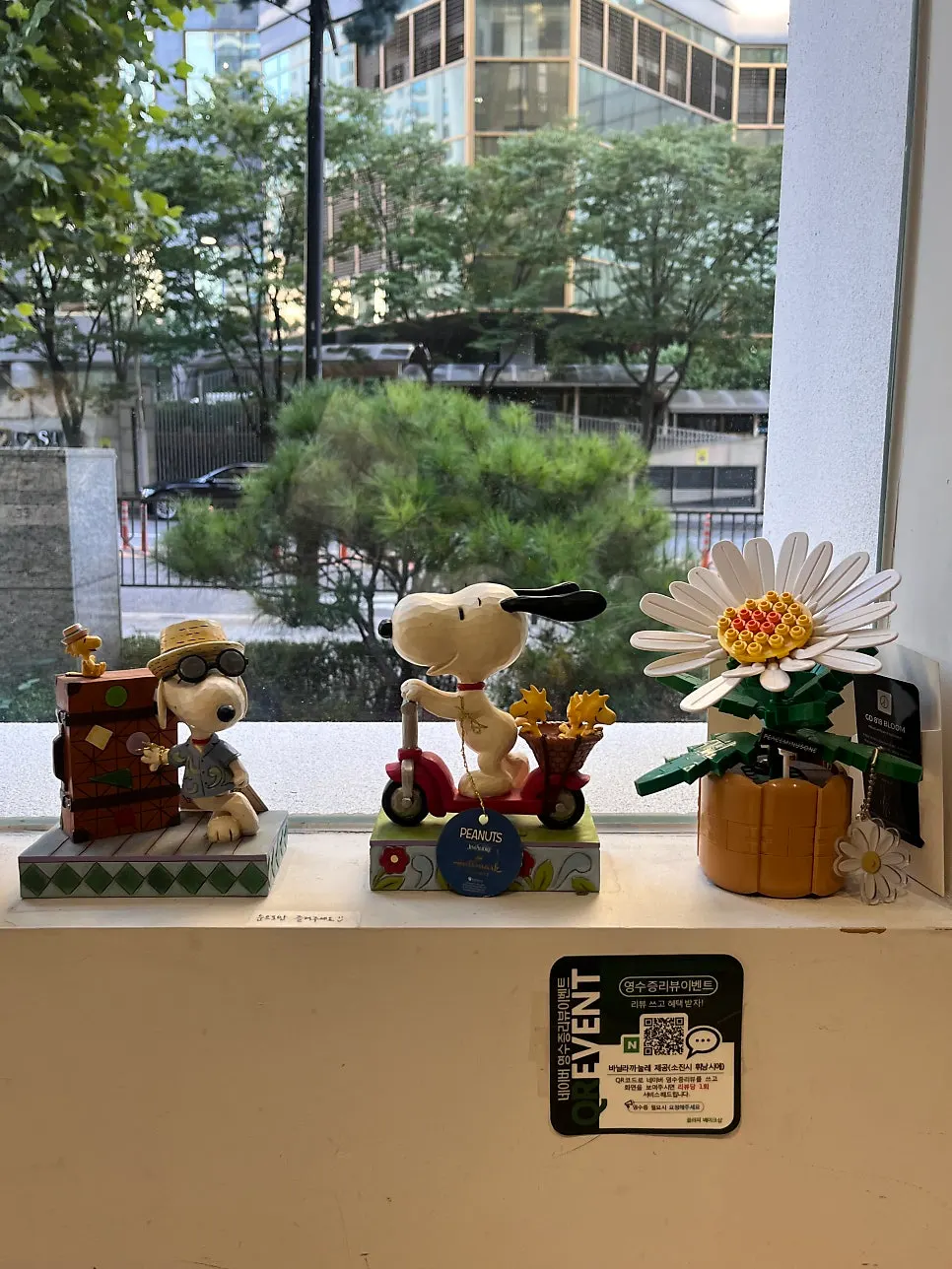 아담한 플러피 베이크샵 내부