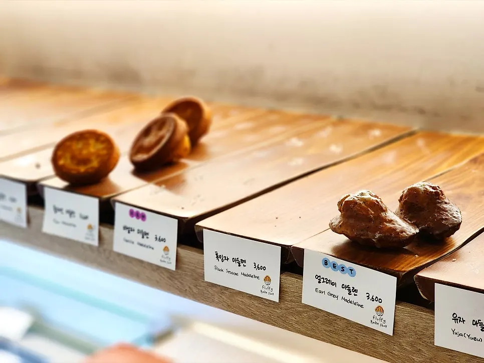 Bakery display case sold out in the afternoon