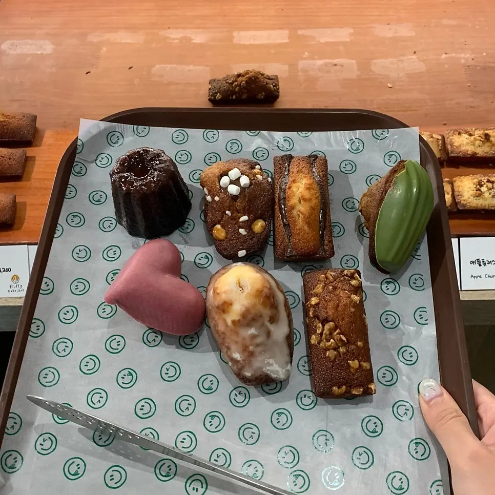 The 7 baked goods picked up that day