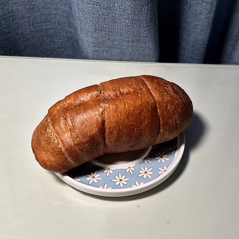 Fluffy Bake Shop salt bread