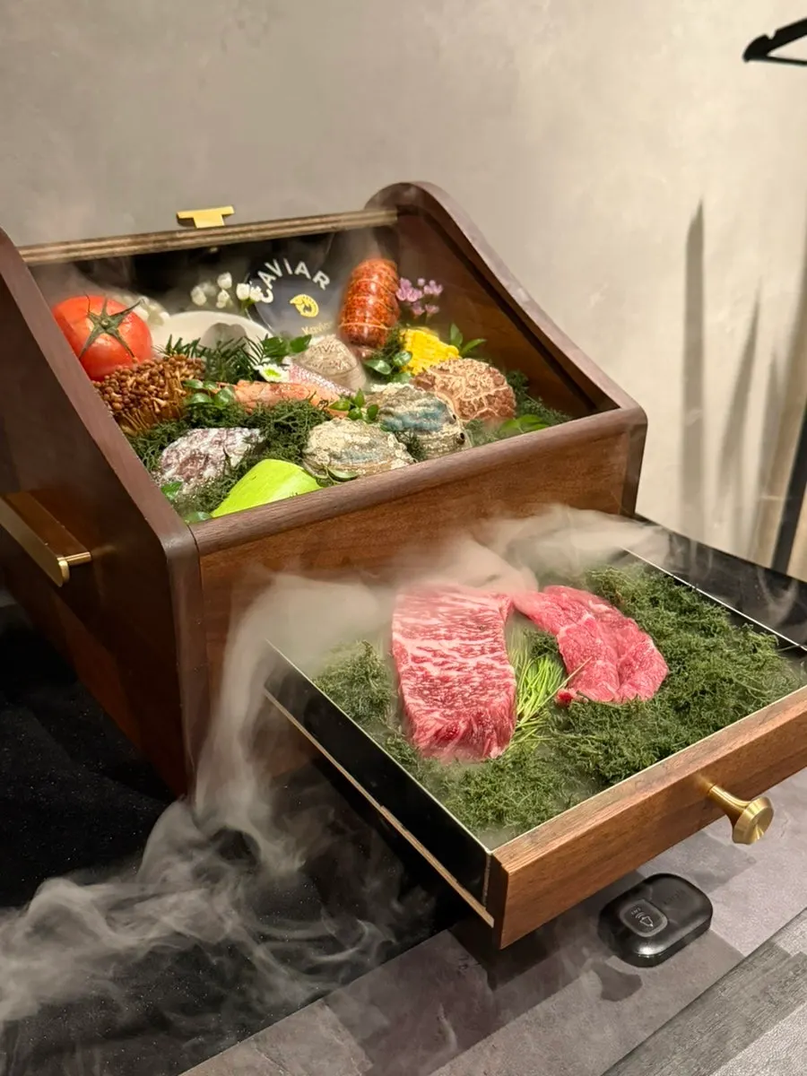 ランチCコースの食材を見せる箱