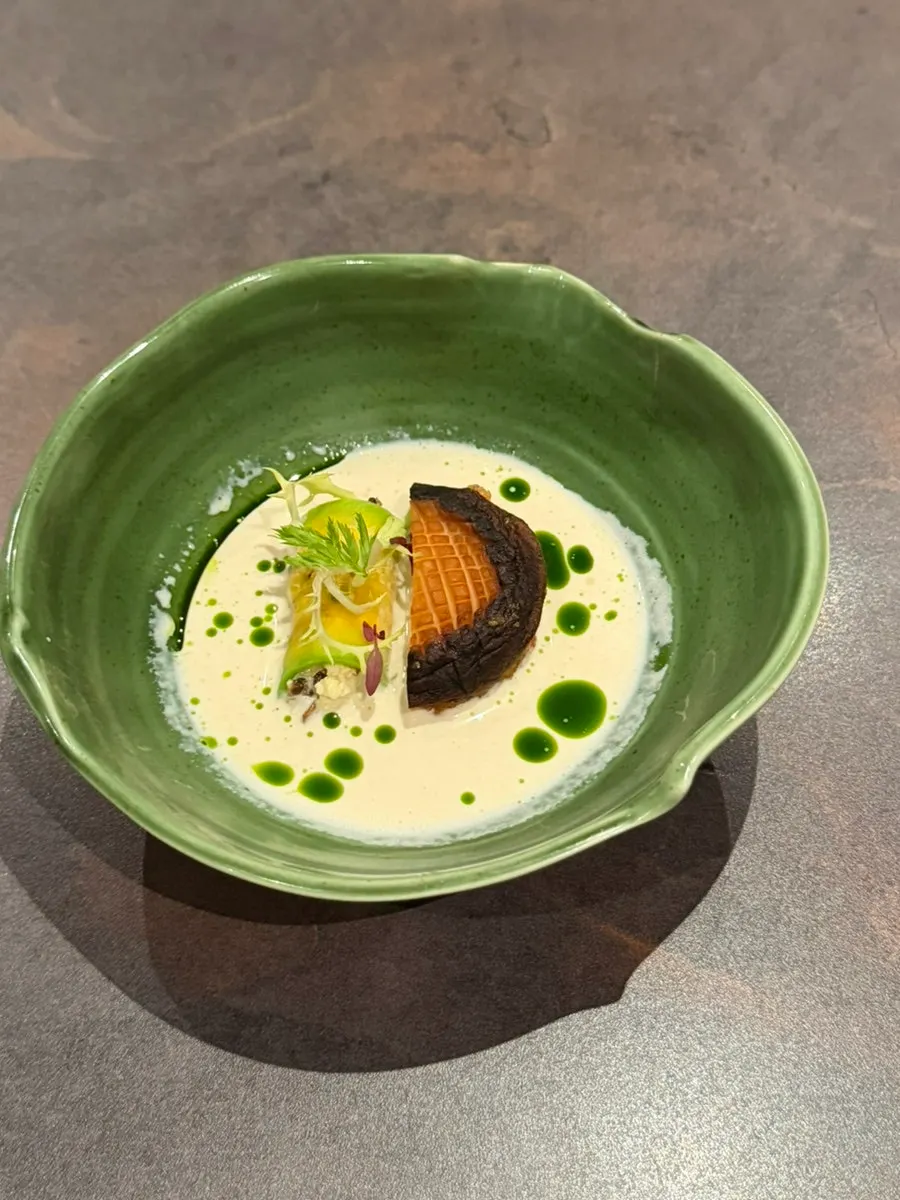 しいたけ海老とズッキーニの料理