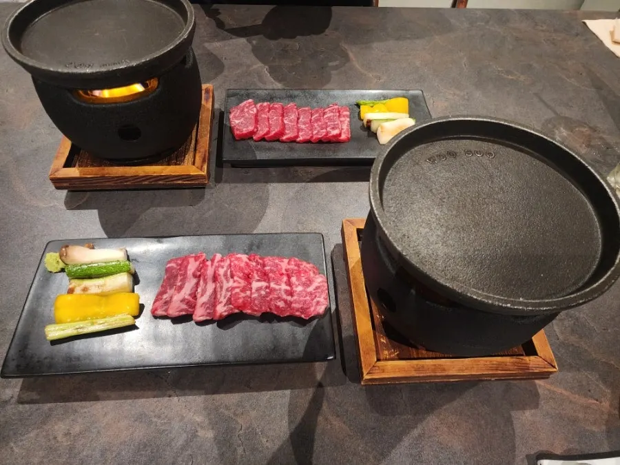 1++ Hanwoo sirloin and Korean set meal