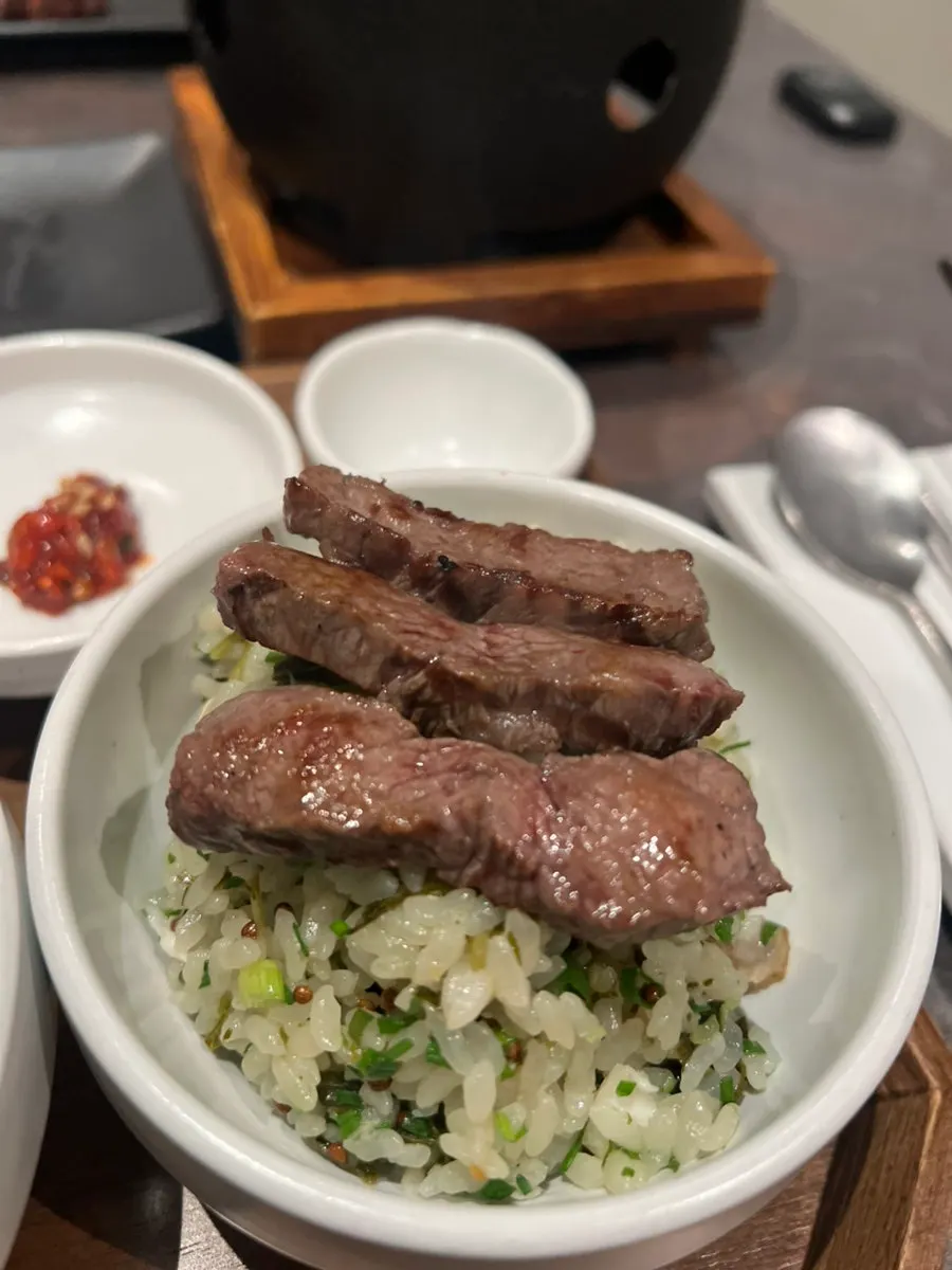 Grilled Hanwoo served with wasabi