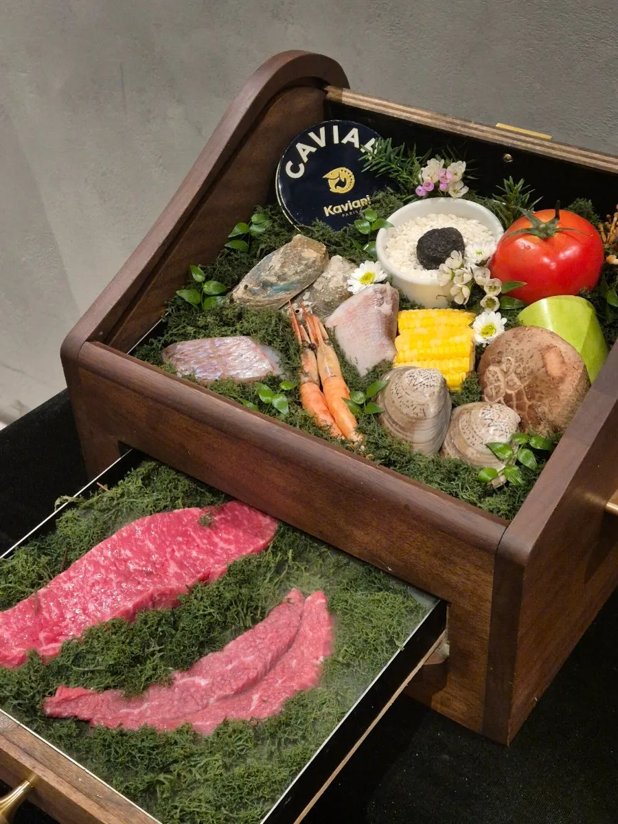 Lunch-course ingredient presentation
