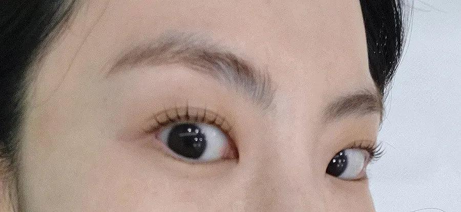 Before-and-after comparison of the lash lift