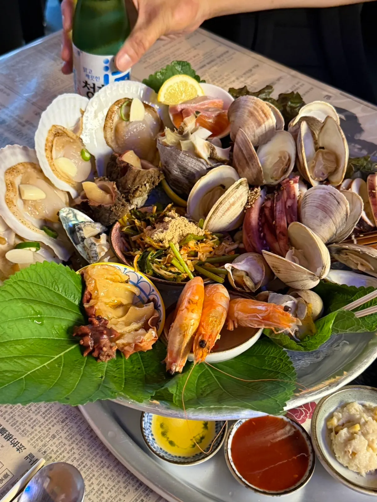 Seafood platter for 3, medium size, ₩62,000