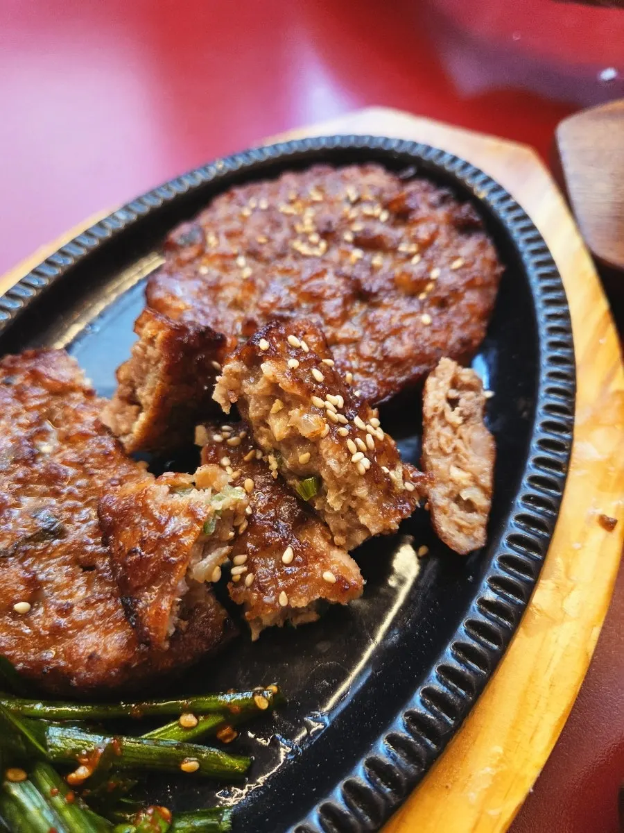 Tteokgalbi with a moist interior