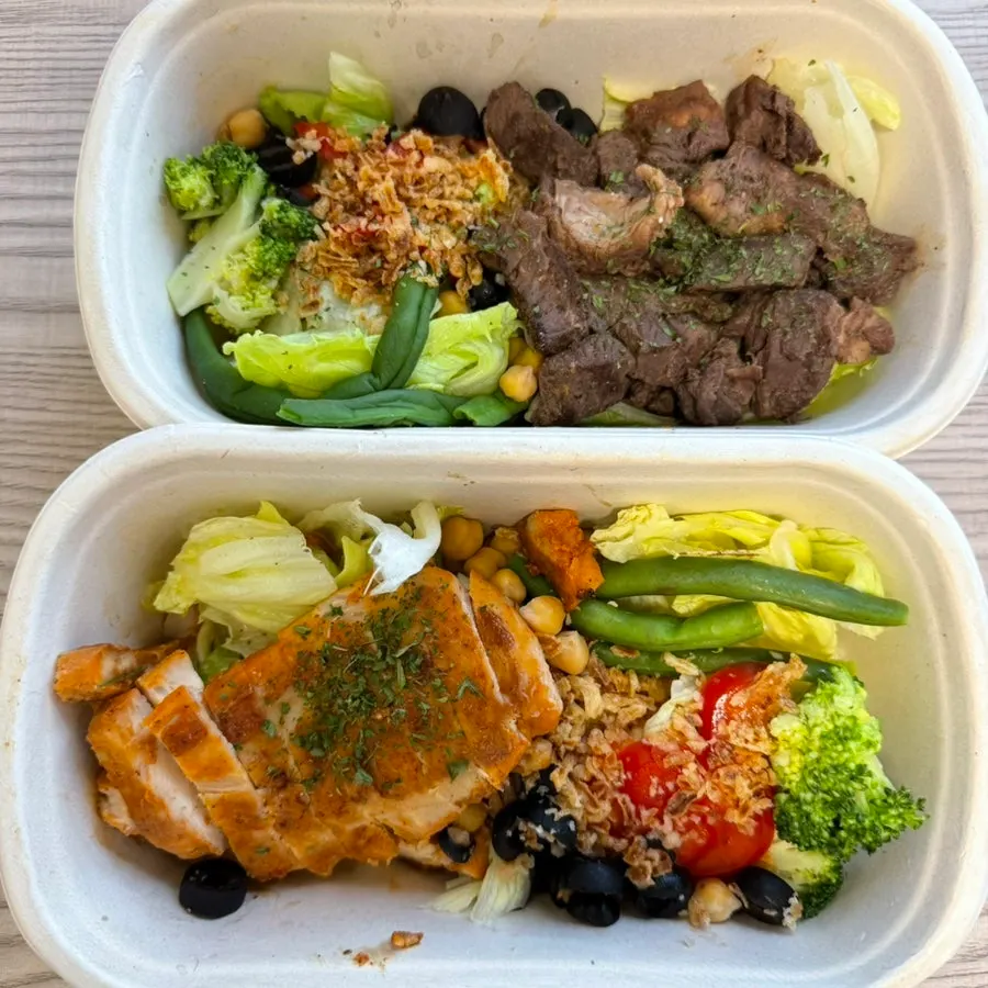 Beef and chicken protein boxes laid out together
