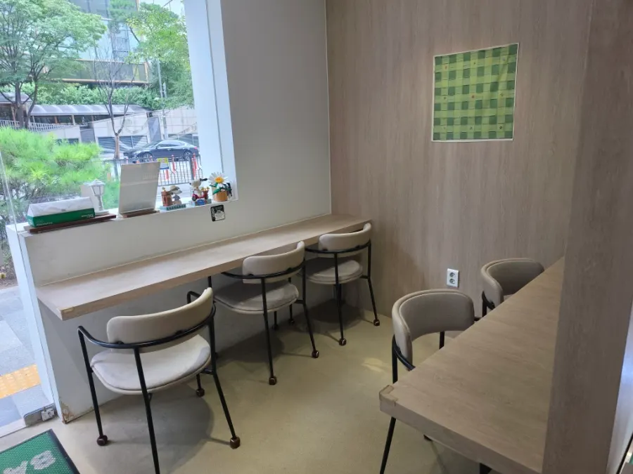 Eat-in seating inside Fluffy Bake Shop