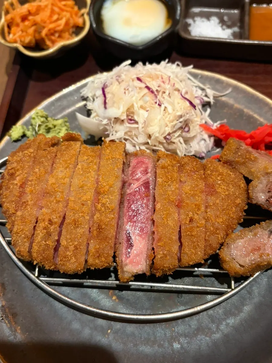 Appetizing smoked gyukatsu set
