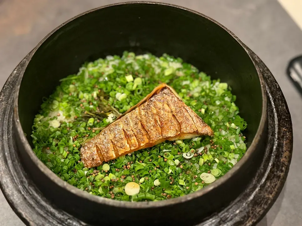 Hanwoo beef seaweed soup with rice and side dishes