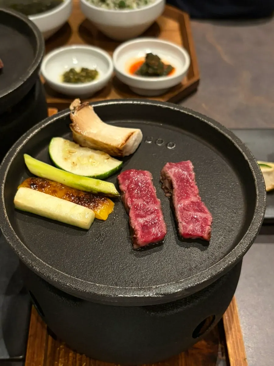 Golden-grilled hanwoo with side vegetables