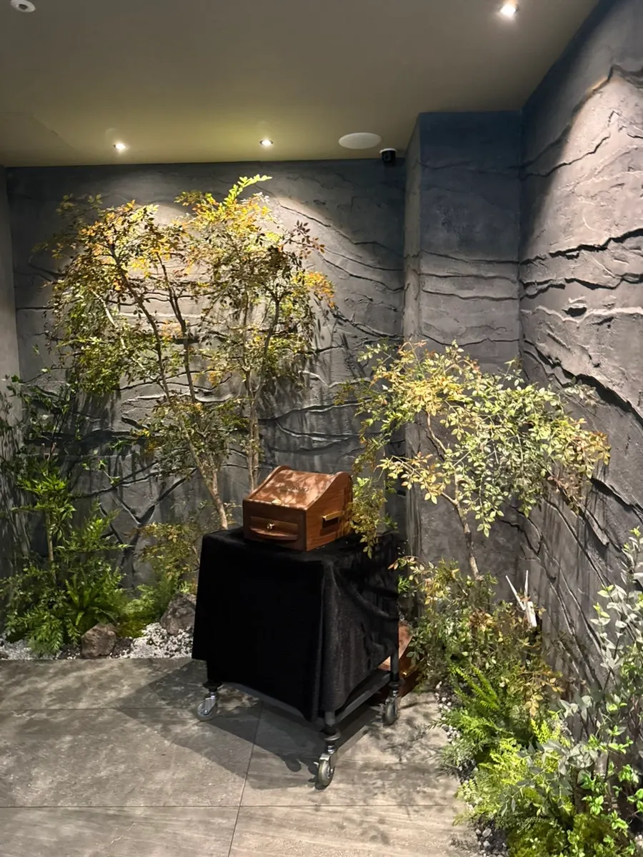 Usu's private room seating