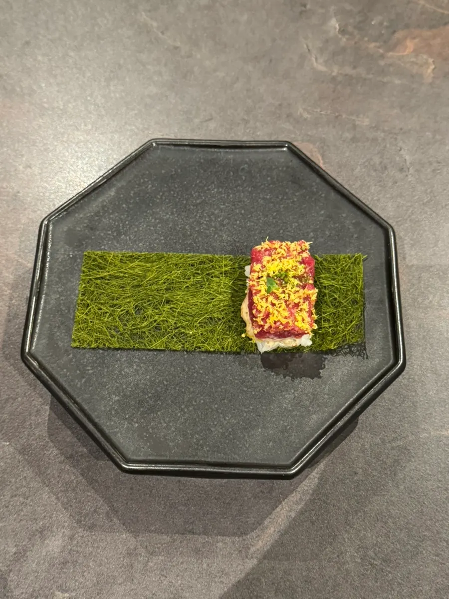 Yukhoe wrapped in gamtae