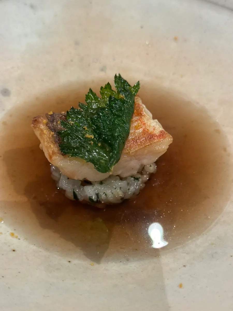 Tilefish over barley and chamnamul rice with neungi mushroom broth
