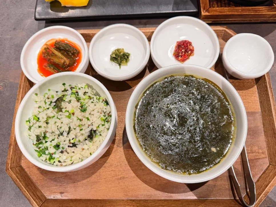 가족모임에 어울리는 우수 룸 좌석
