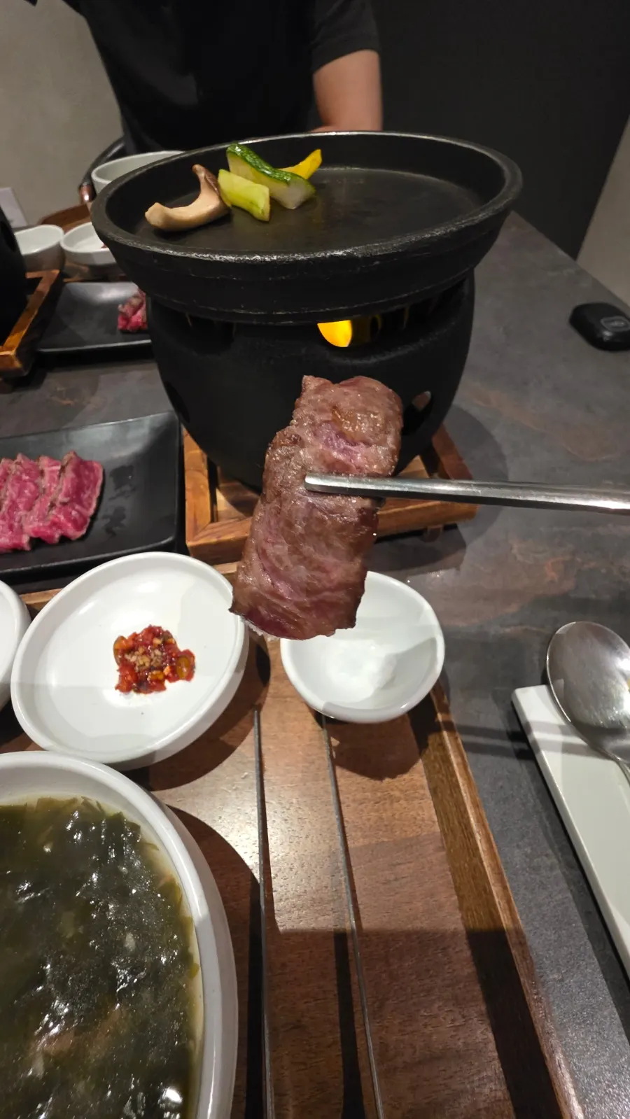 Grilled hanwoo plate served with vegetables
