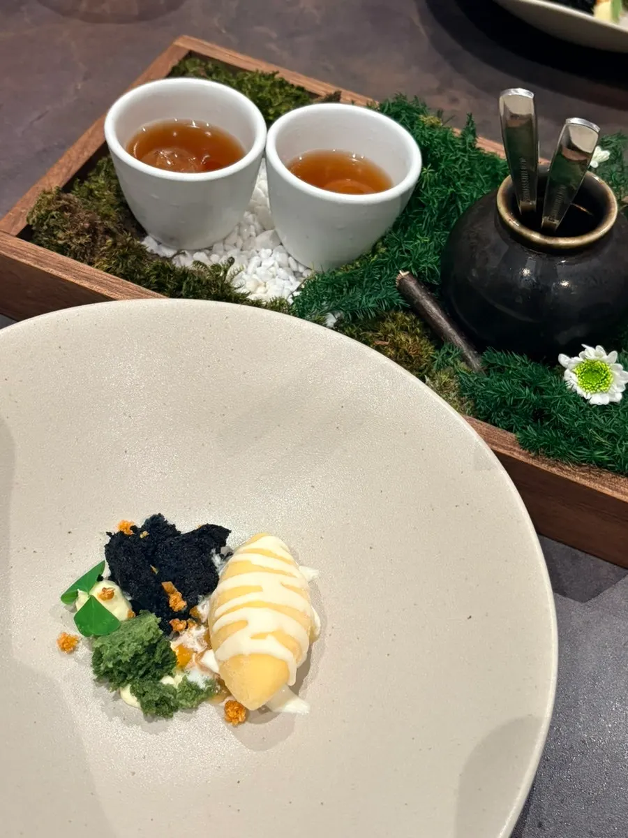Scone cake dessert