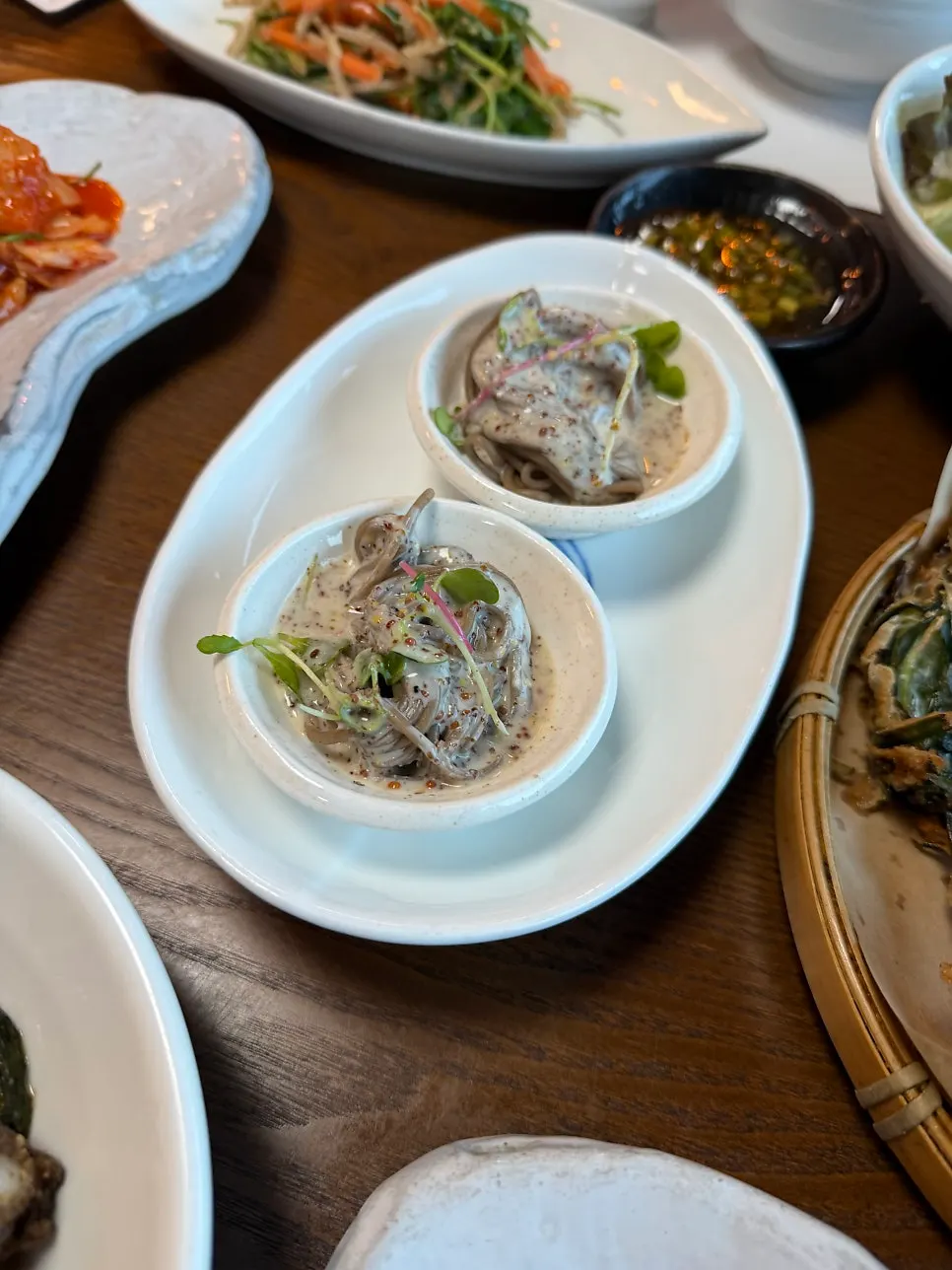 Buckwheat noodles served with dressing