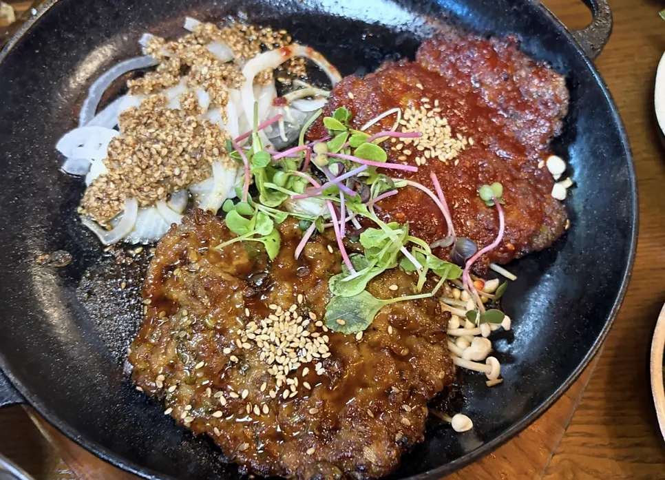 Soy sauce and gochujang minari tteokgalbi