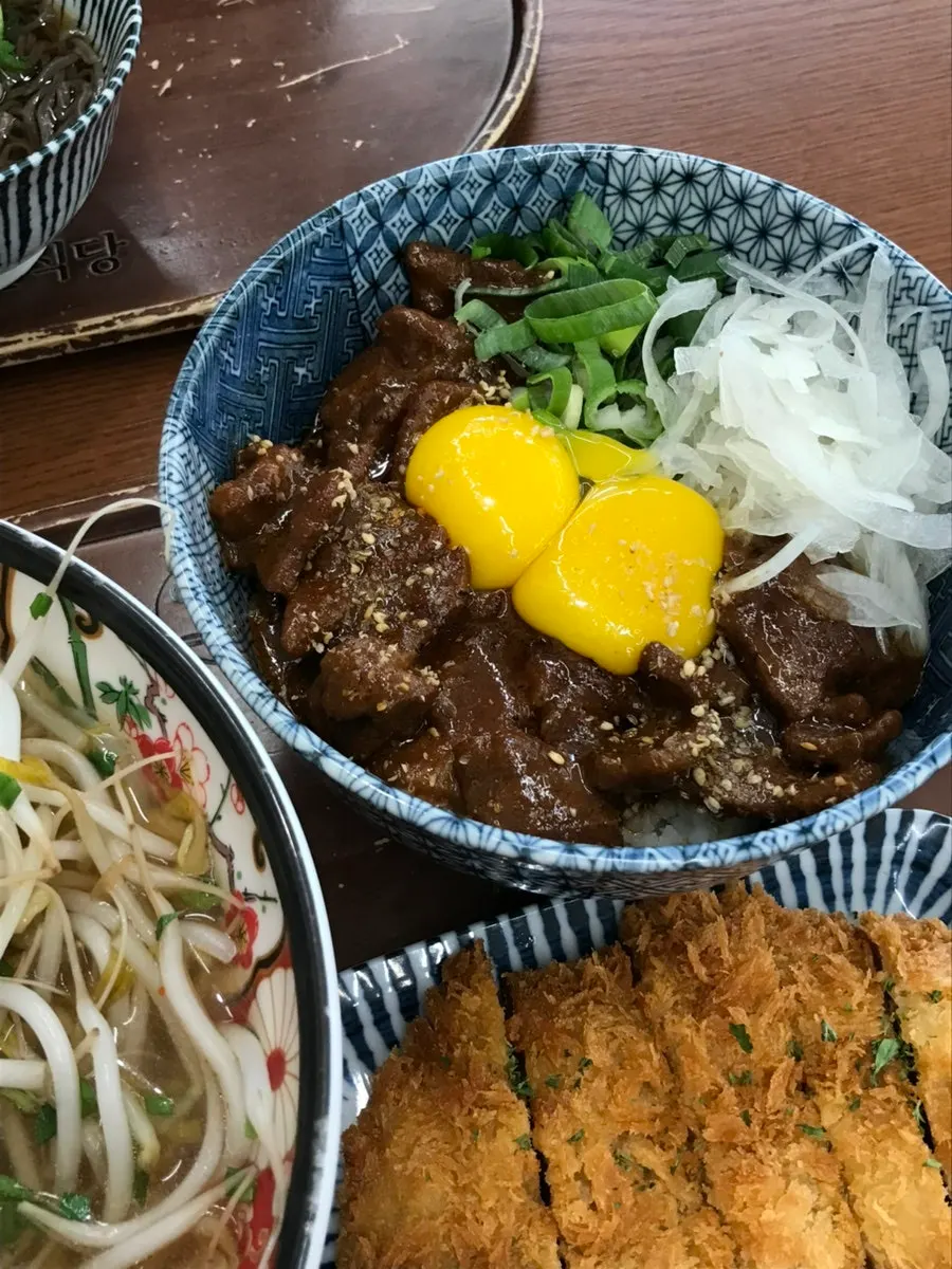 Spicy galbi rice bowl