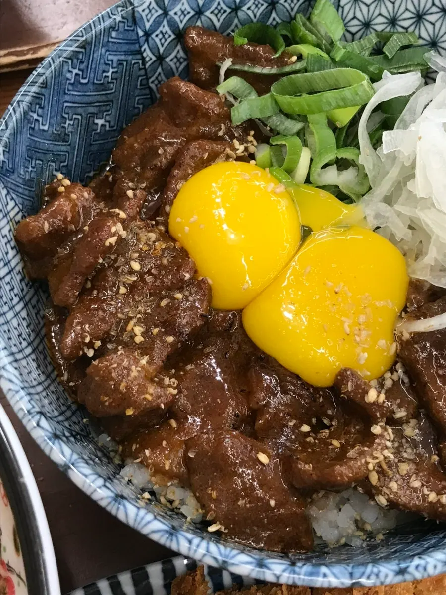 Rice bowl with galbi and extra egg yolk