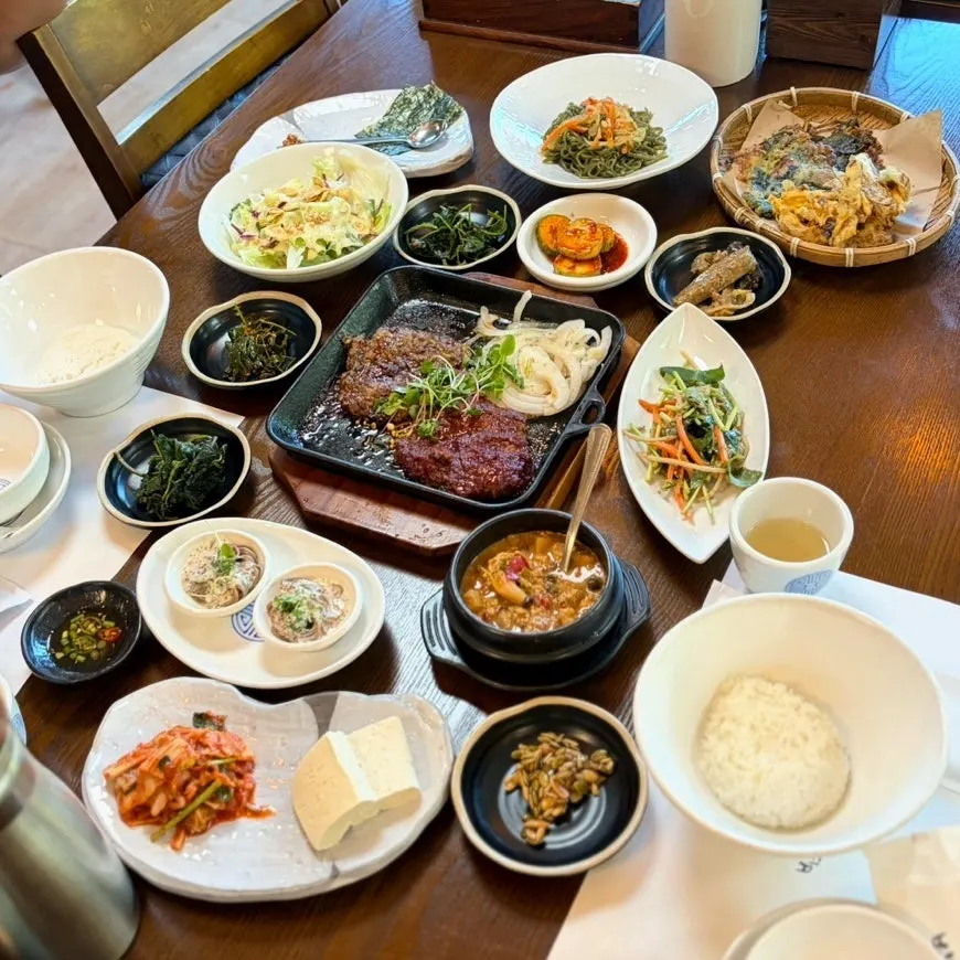미나리떡갈비정식 메뉴 주문 전 사진