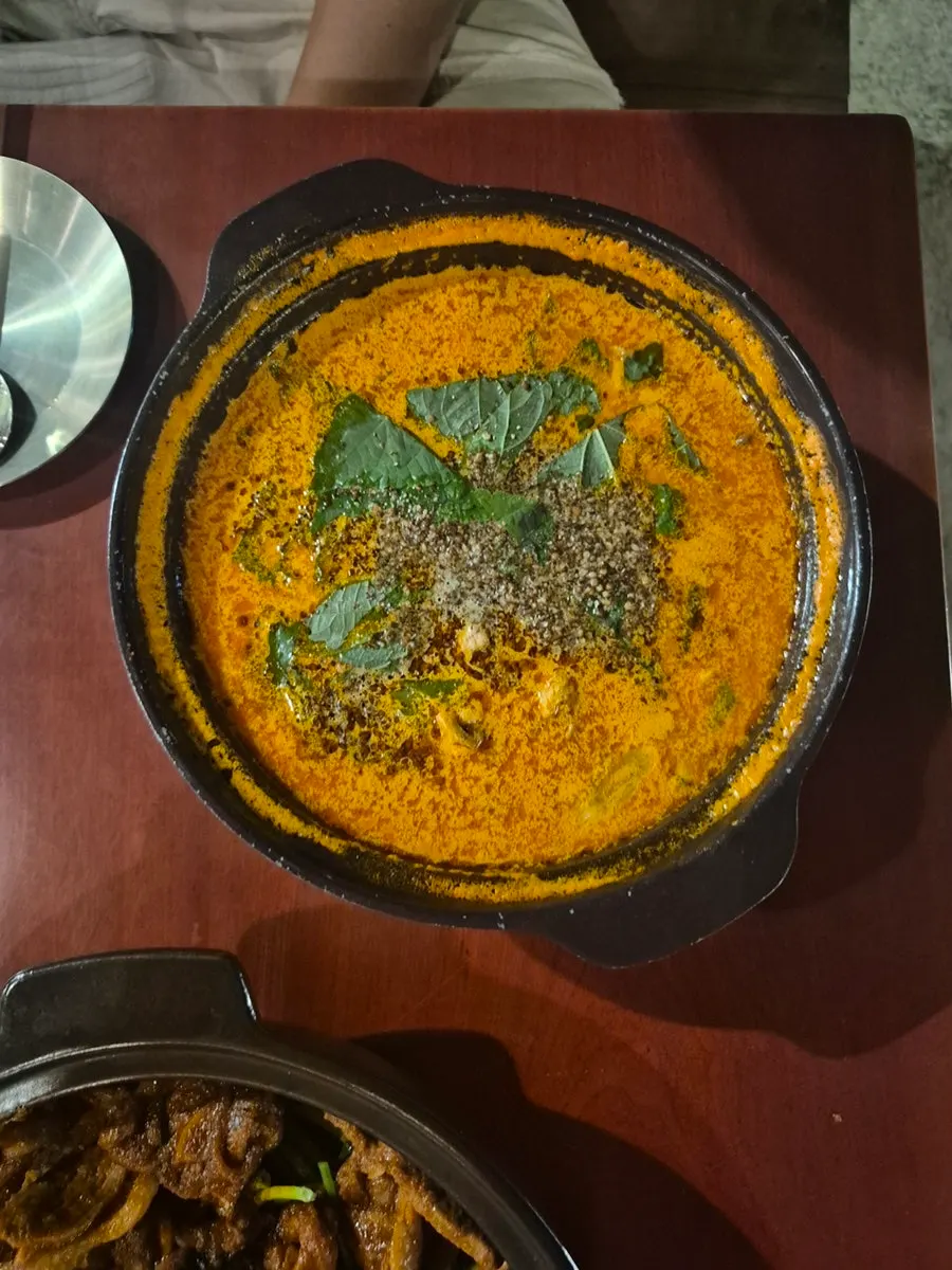 공중도덕 야장 좌석 전경
