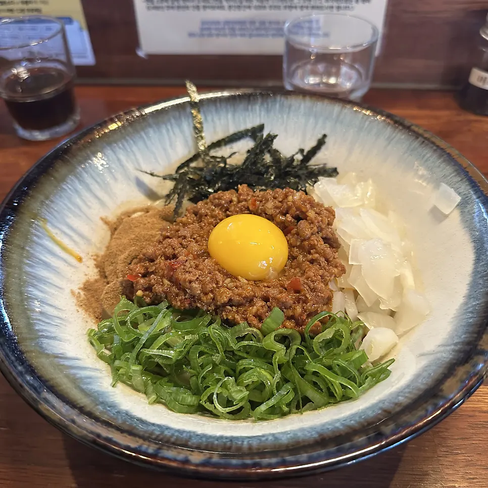 Mazesoba with vinegar added