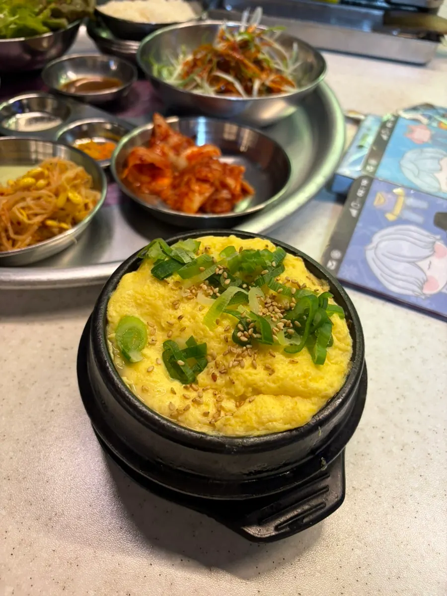 The extra order of steamed egg