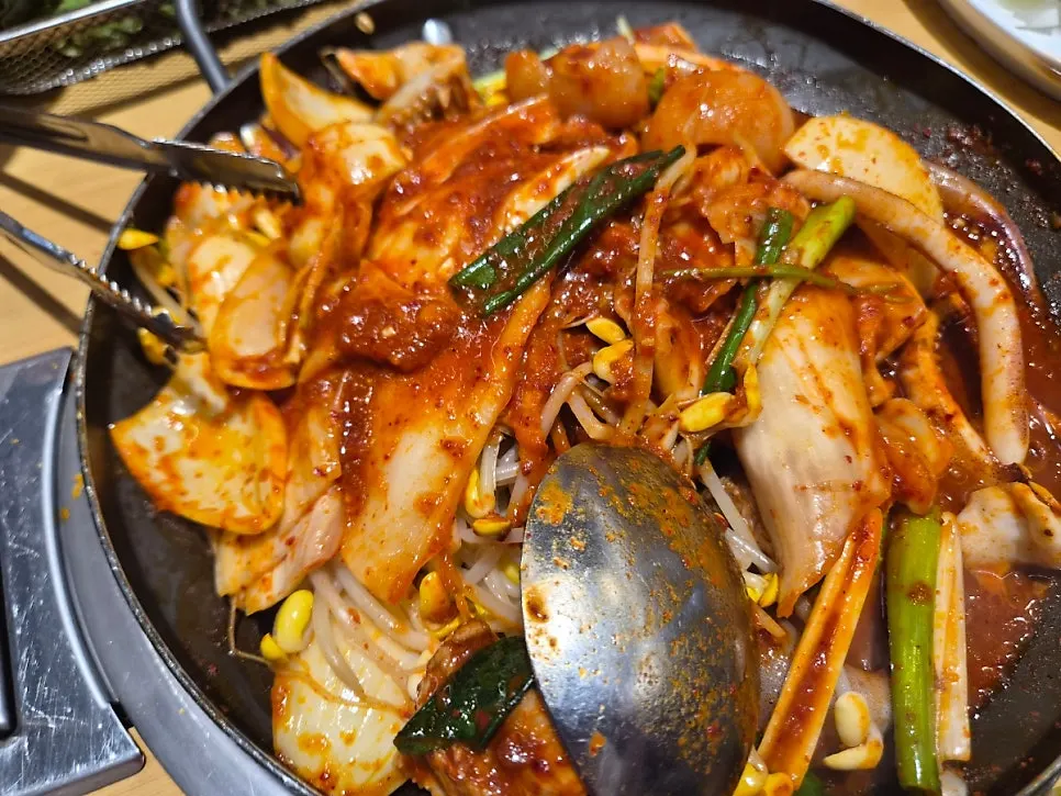 Squid duruchigi in spicy seasoning