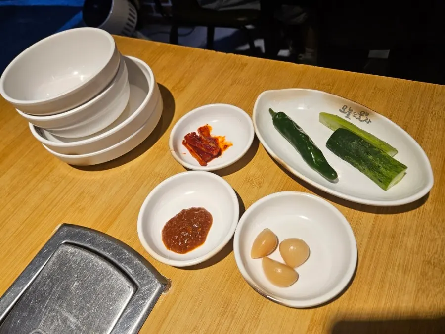 Ordered squid-and-pork duruchigi and sotbap