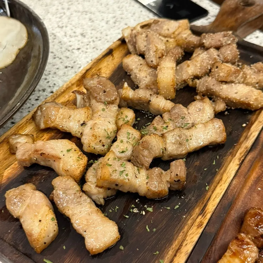 Varieties of pork belly on the big platter