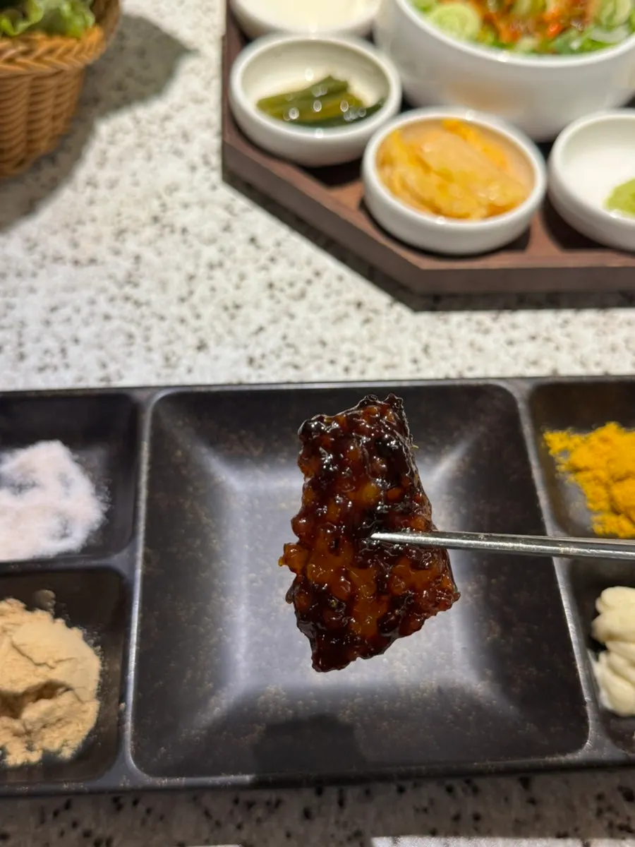 A chewy piece of honeycomb tripe