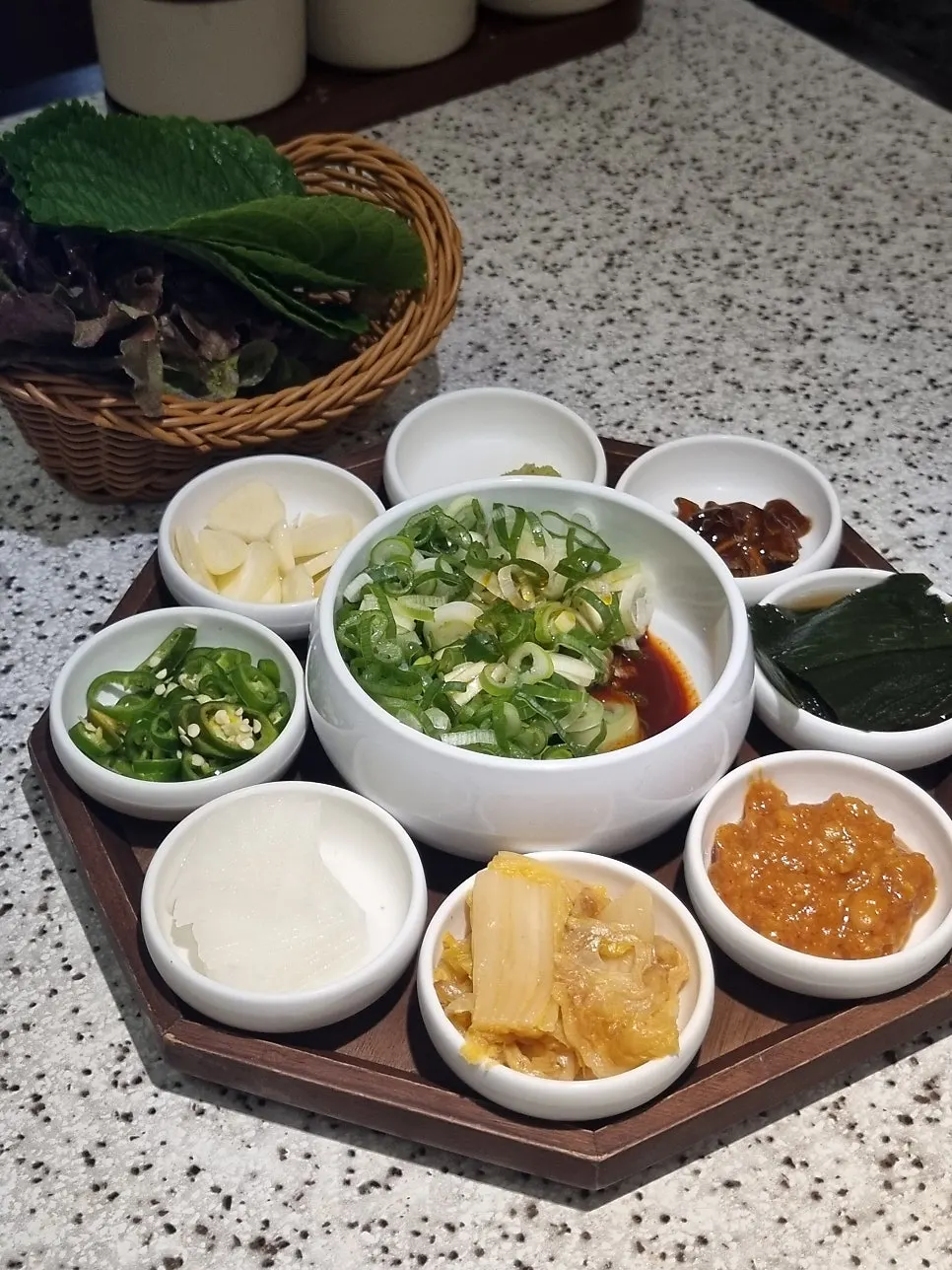 고옥희 삼겹살 판 사이즈와 양념 메뉴판