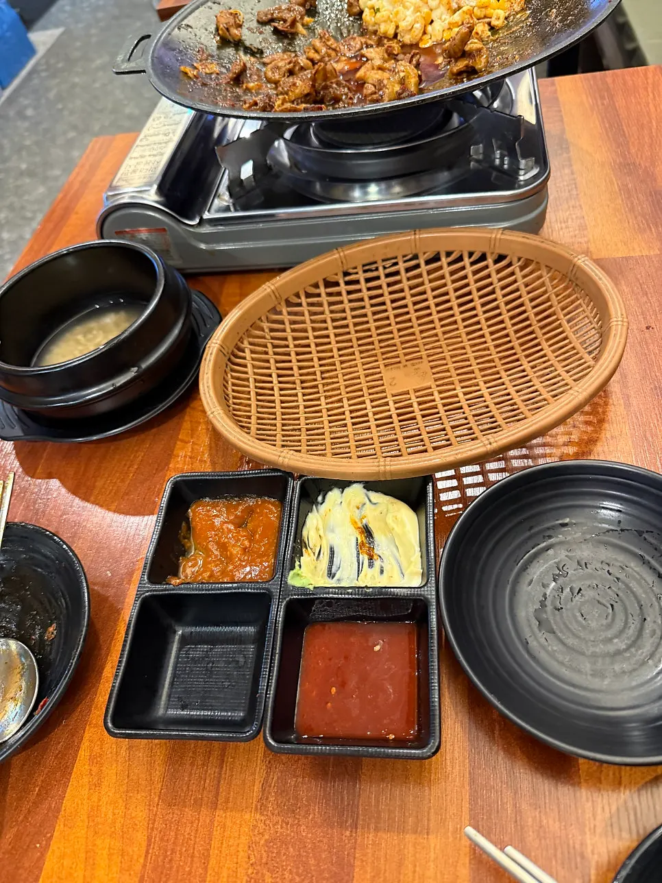 식사 마무리 무렵의 순대곱창 팬