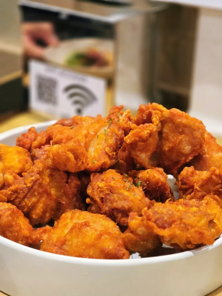 Gorae 3-type boneless chicken made only from chicken thigh