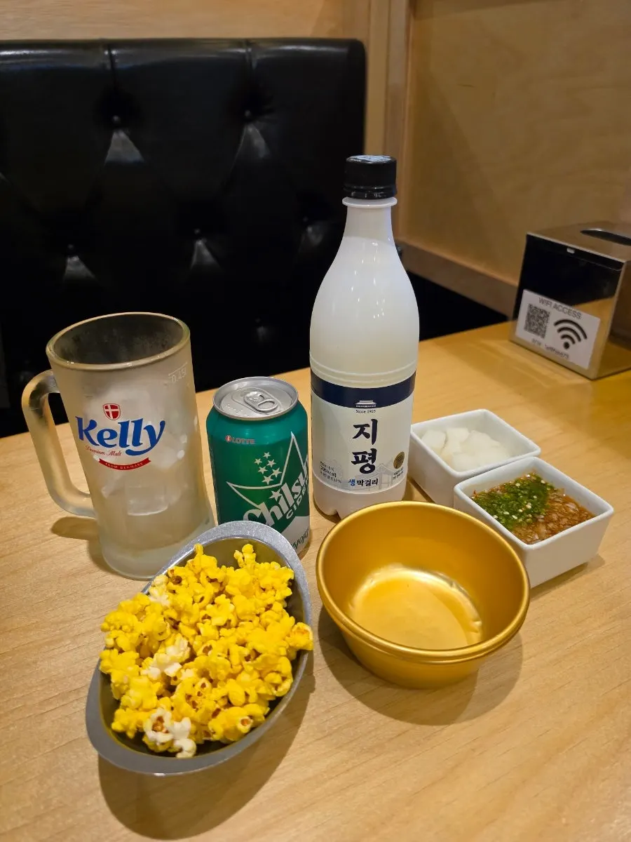 Freshly popped popcorn served as the standard side dish