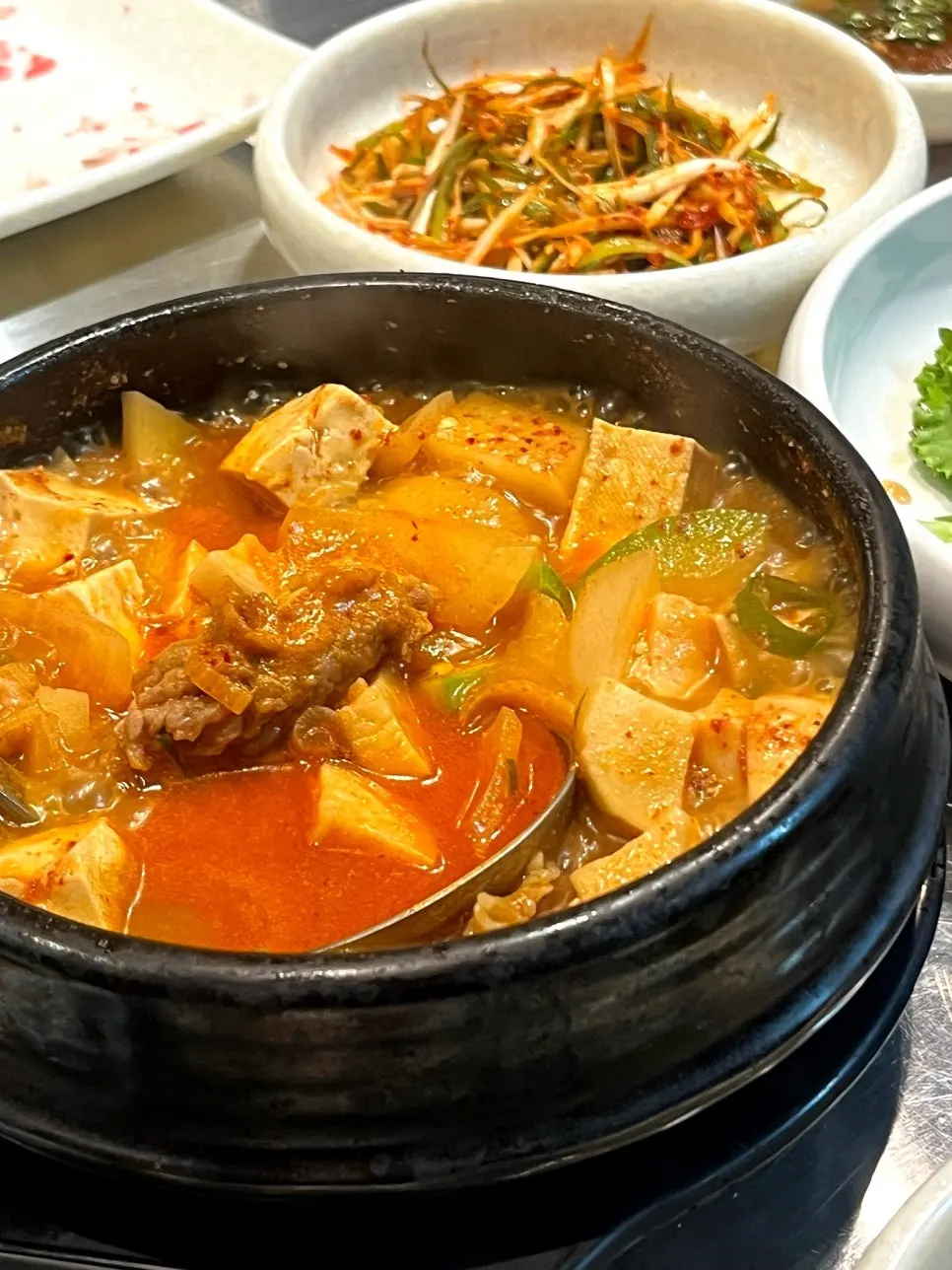 차돌된장찌개 제공