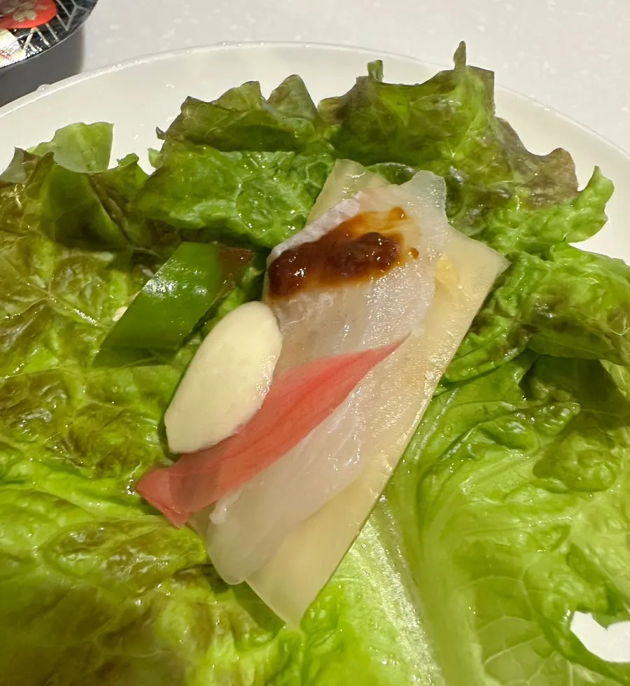 Assorted sashimi with soy sauce and chojang