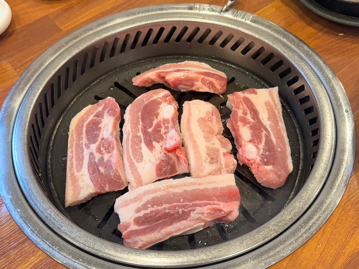 Marinated pork galbi grilling with the aged marinade