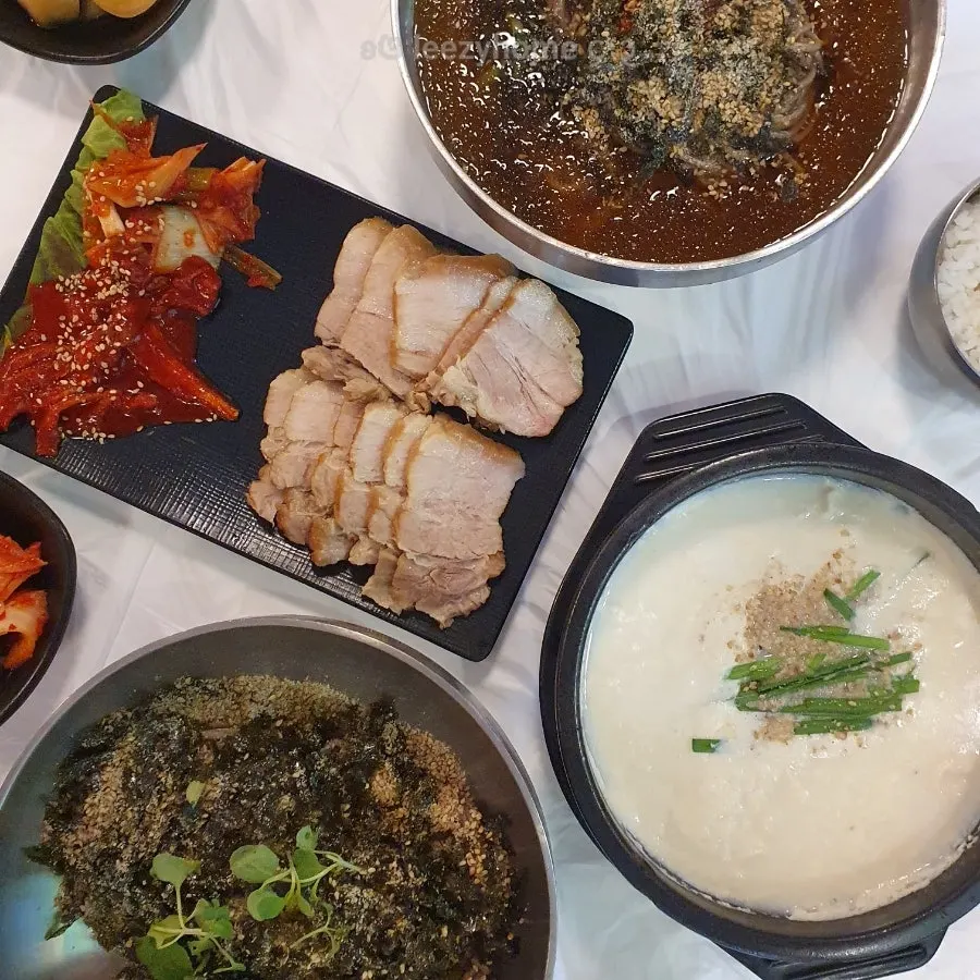 A steaming bowl of Chodang sundubu