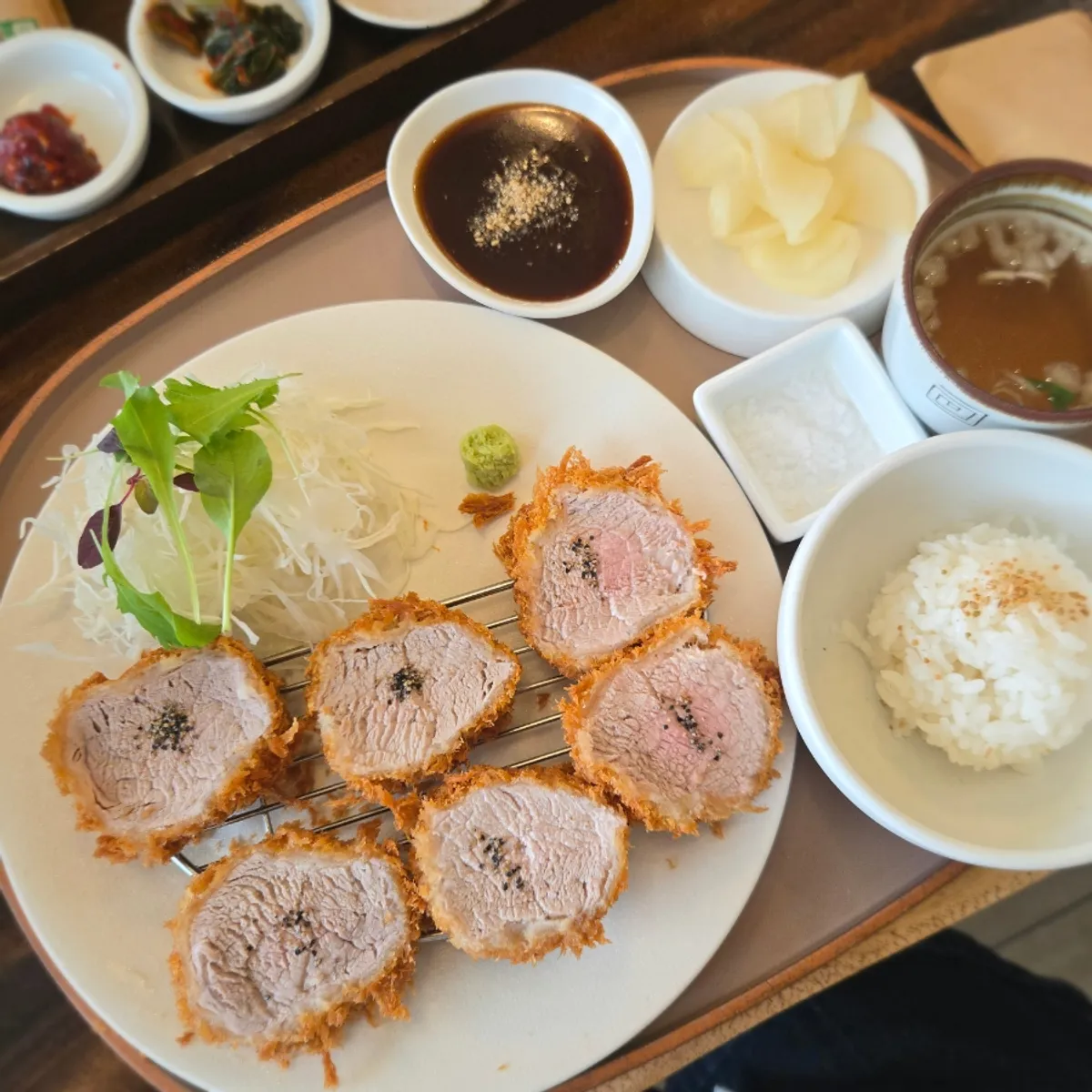 Cross-section of Gome Mui's hire katsu