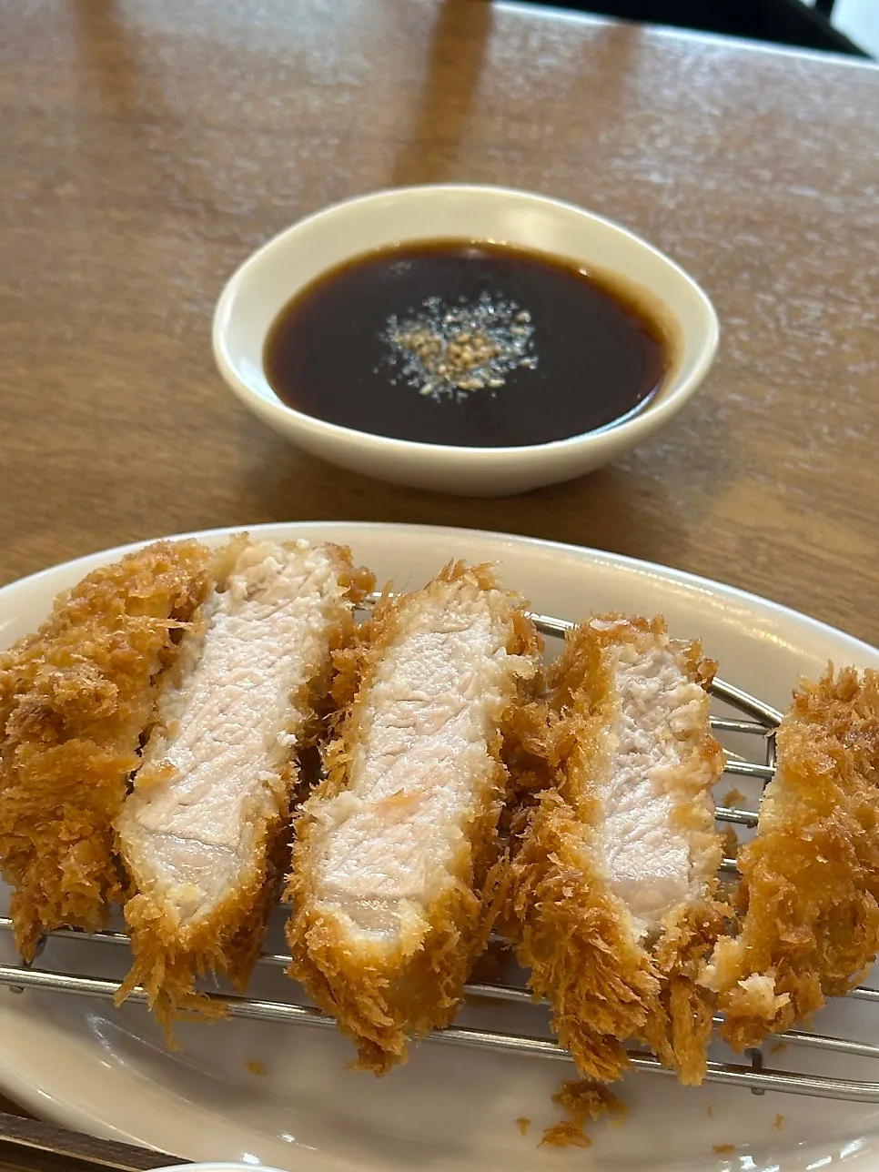 세트로 나온 등심 돈카츠