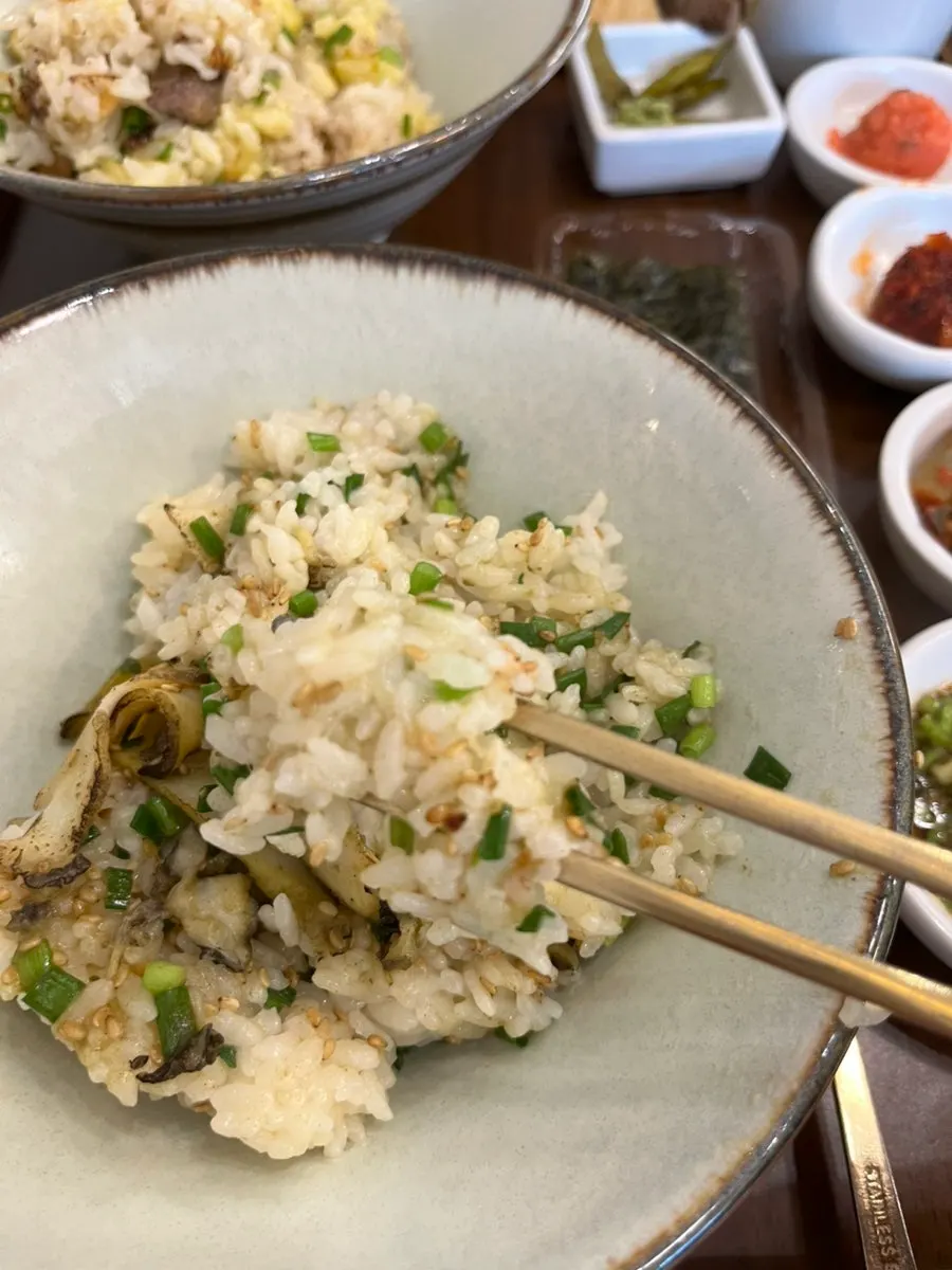 A meal at Gome Mui served with side dishes