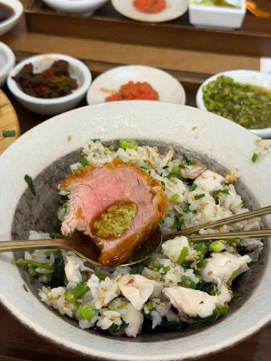 Hire katsu added to the pot rice order